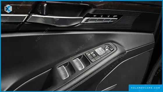 GENESIS EQ900 3.8 GDI AWD