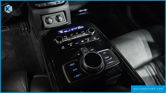 GENESIS EQ900 3.8 GDI AWD
