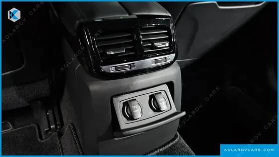 GENESIS EQ900 3.8 GDI AWD