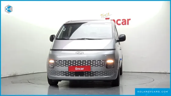 HYUNDAI STARIA TOURER 11-SEATER