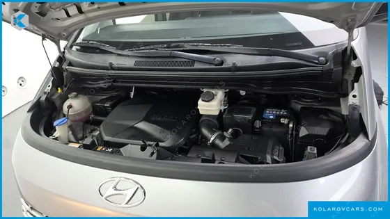 HYUNDAI STARIA TOURER 11-SEATER