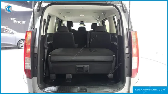 HYUNDAI STARIA TOURER 11-SEATER
