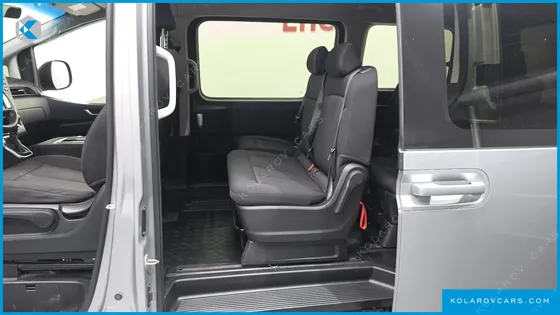HYUNDAI STARIA TOURER 11-SEATER