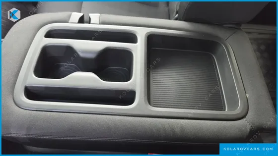 HYUNDAI STARIA TOURER 11-SEATER