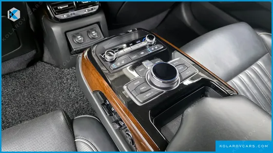 GENESIS EQ900 5.0 GDI AWD