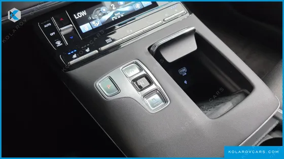 HYUNDAI GRANDEUR 3.3