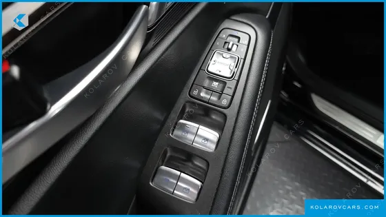 GENESIS EQ900 3.8 GDI AWD