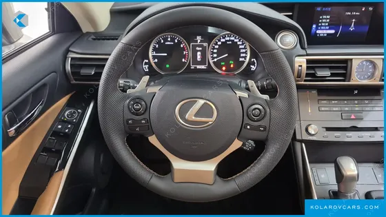 LEXUS IS PREMIUM