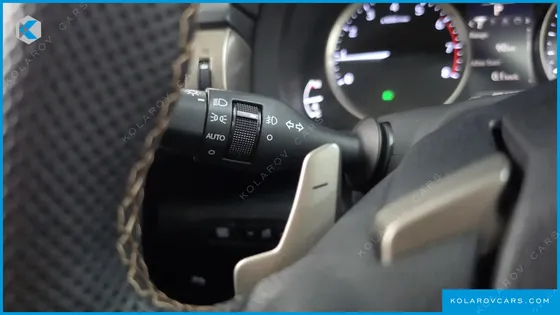 LEXUS IS PREMIUM
