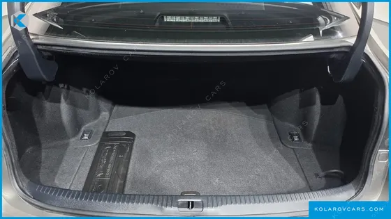 LEXUS IS PREMIUM