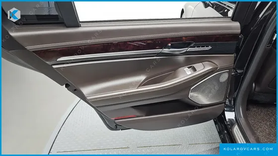 GENESIS EQ900 5.0 GDI AWD