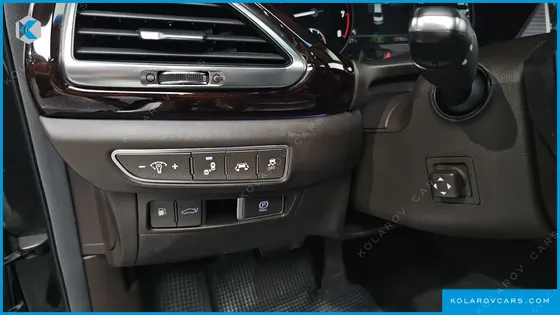GENESIS EQ900 5.0 GDI AWD