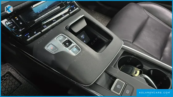 HYUNDAI GRANDEUR 3.0 LPI RENT CAR