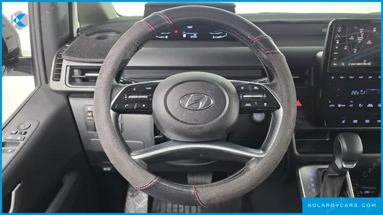 HYUNDAI STARIA L3.5 TOURER 11-SEATER