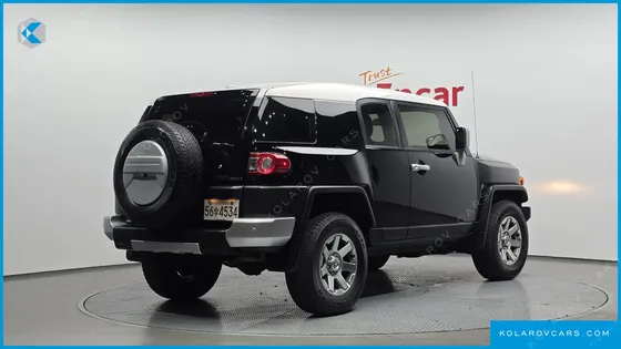 TOYOTA FJ CRUISER 4WD V6