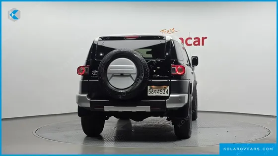 TOYOTA FJ CRUISER 4WD V6