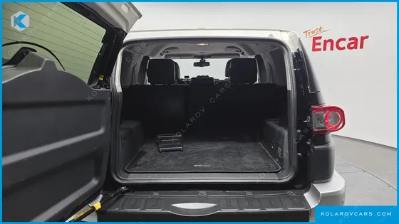 TOYOTA FJ CRUISER 4WD V6