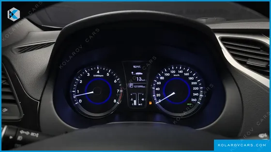 HYUNDAI GRANDEUR HG240 LUXURY