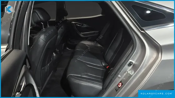 HYUNDAI GRANDEUR HG240 LUXURY