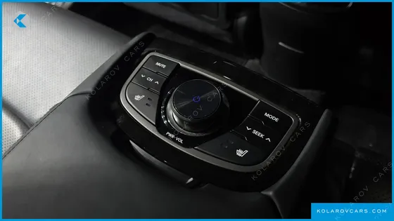HYUNDAI GRANDEUR HG240 LUXURY