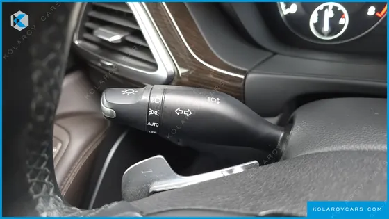 GENESIS EQ900 3.8 GDI AWD