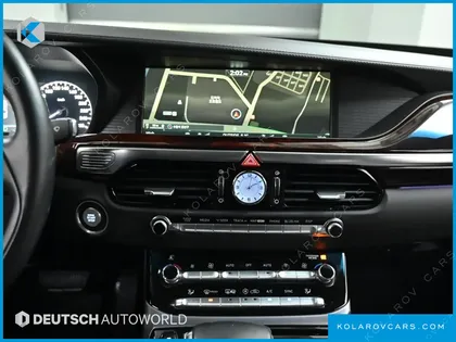 GENESIS EQ900 5.0 GDI AWD LIMOUSINE