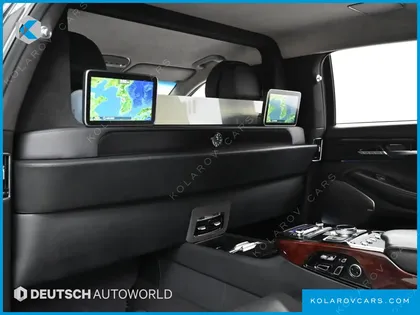 GENESIS EQ900 5.0 GDI AWD LIMOUSINE
