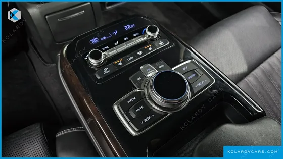 GENESIS EQ900 3.3 T-GDI AWD