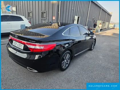 HYUNDAI GRANDEUR HG240 MODERN
