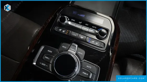GENESIS EQ900 3.8 GDI AWD