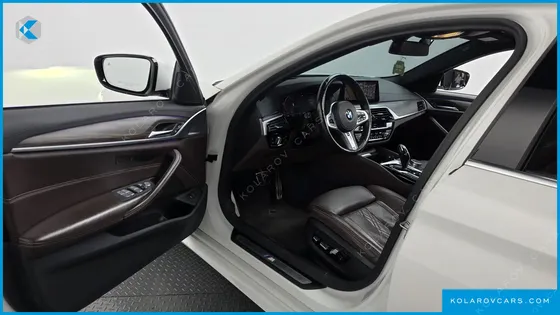 BMW 5 SERIES 520D XDRIVE M SPORT PACKAGE PLUS