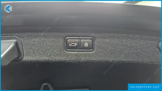 GENESIS EQ900 3.8 GDI AWD