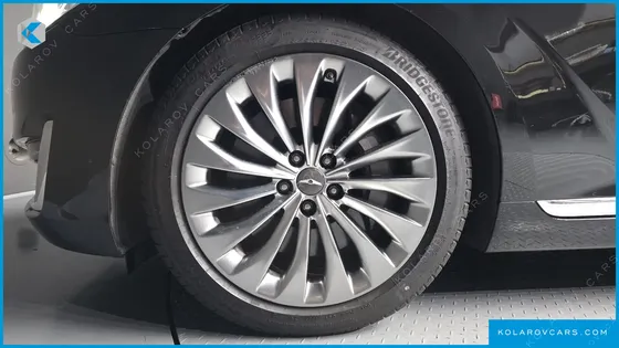 GENESIS EQ900 5.0 GDI AWD