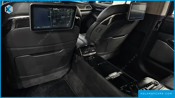 GENESIS EQ900 5.0 GDI AWD LIMOUSINE