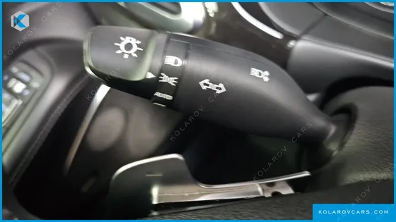 GENESIS EQ900 5.0 GDI AWD LIMOUSINE