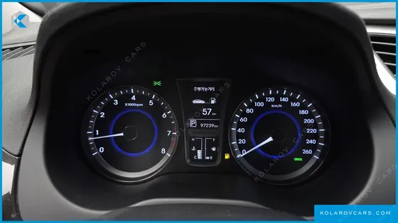 HYUNDAI GRANDEUR HG240 LUXURY