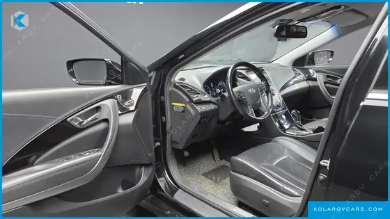 HYUNDAI GRANDEUR HG240 LUXURY