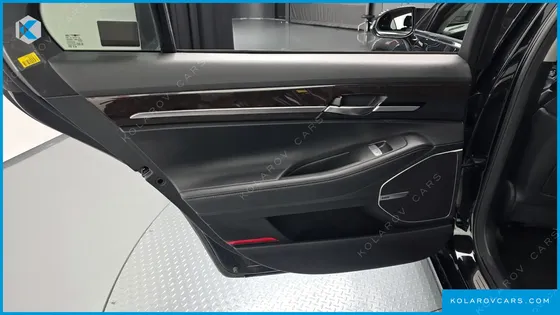 GENESIS EQ900 3.8 GDI AWD