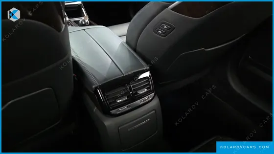 GENESIS EQ900 3.8 GDI AWD