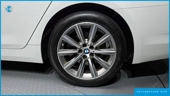 BMW 5 SERIES 520I LUXURY