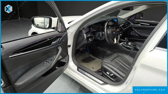BMW 5 SERIES 520I LUXURY