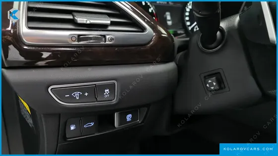 GENESIS EQ900 3.8 GDI AWD