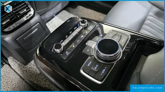 GENESIS EQ900 3.8 GDI AWD