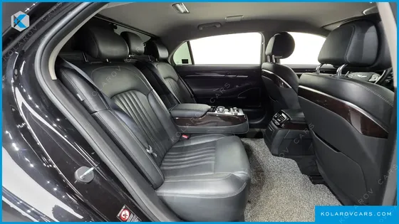 GENESIS EQ900 3.8 GDI AWD