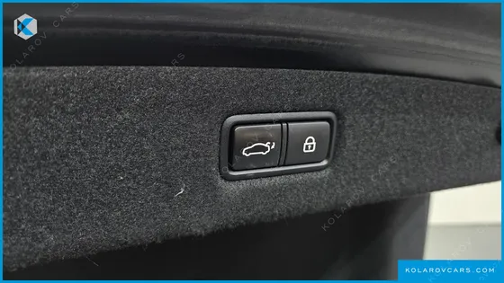 GENESIS EQ900 3.8 GDI AWD