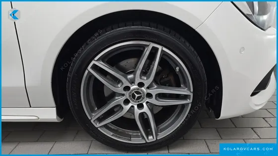 MERCEDES CLA-CLASS CLA220 AMG LINE