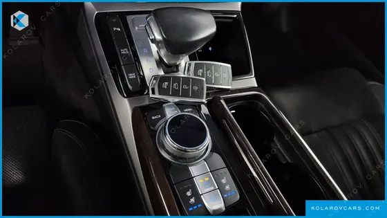 GENESIS EQ900 3.8 GDI AWD