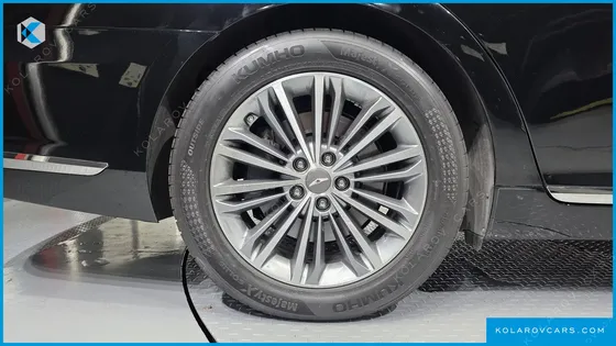 GENESIS EQ900 3.8 GDI AWD