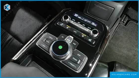 GENESIS EQ900 3.8 GDI AWD