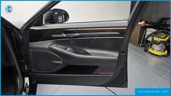 GENESIS EQ900 3.8 GDI AWD